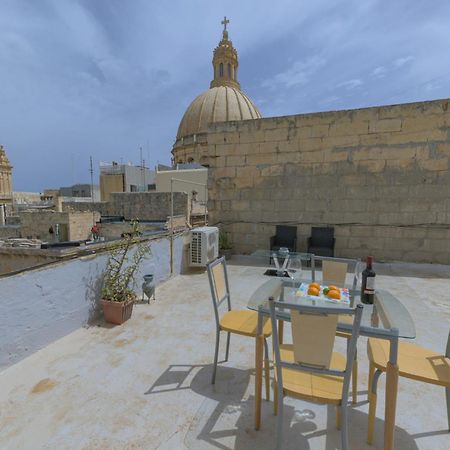 Stylish Valletta 2 Bedrooom City Centre Apartment With Terrace Esterno foto