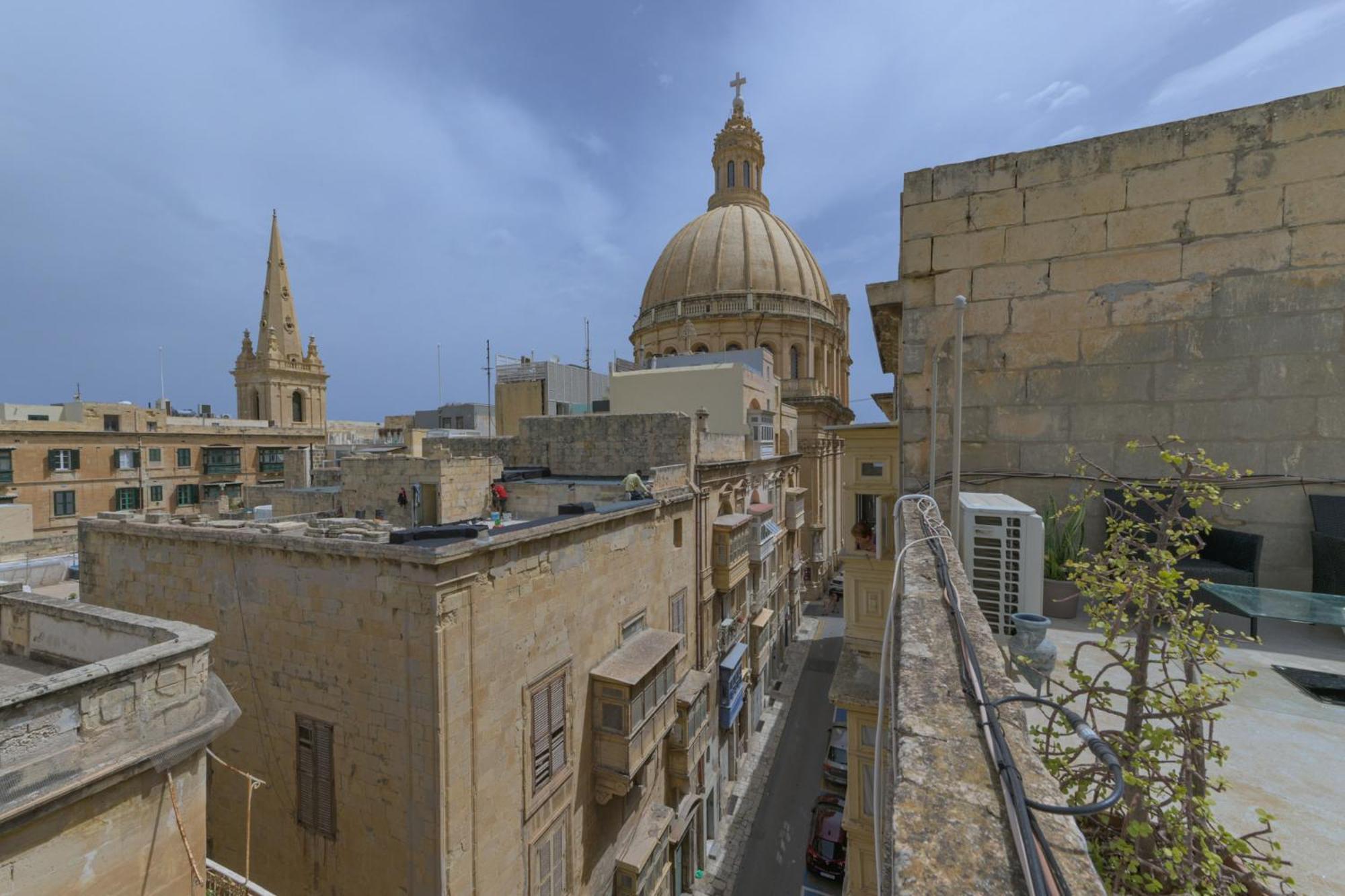 Stylish Valletta 2 Bedrooom City Centre Apartment With Terrace Esterno foto