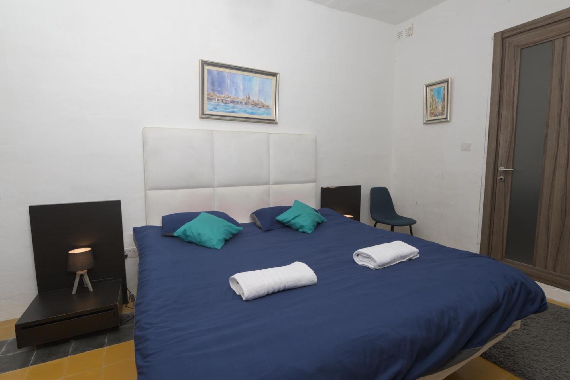 Stylish Valletta 2 Bedrooom City Centre Apartment With Terrace Esterno foto