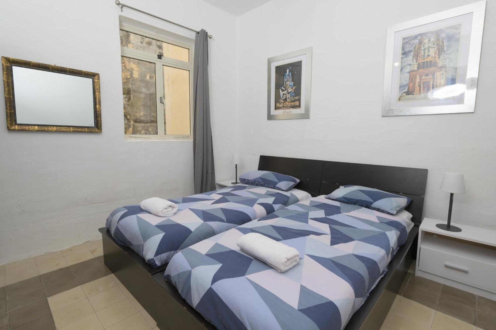 Stylish Valletta 2 Bedrooom City Centre Apartment With Terrace Esterno foto