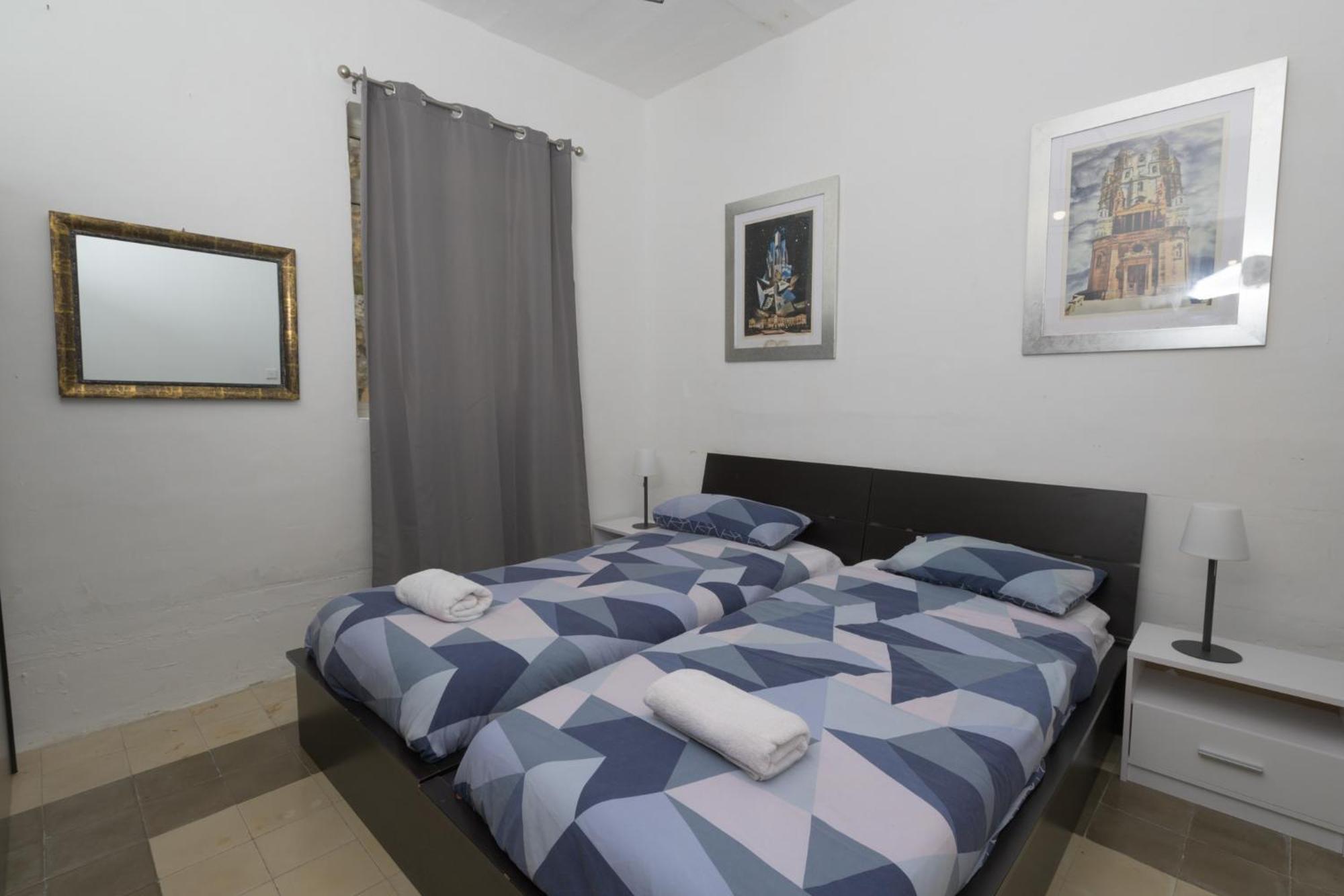 Stylish Valletta 2 Bedrooom City Centre Apartment With Terrace Esterno foto